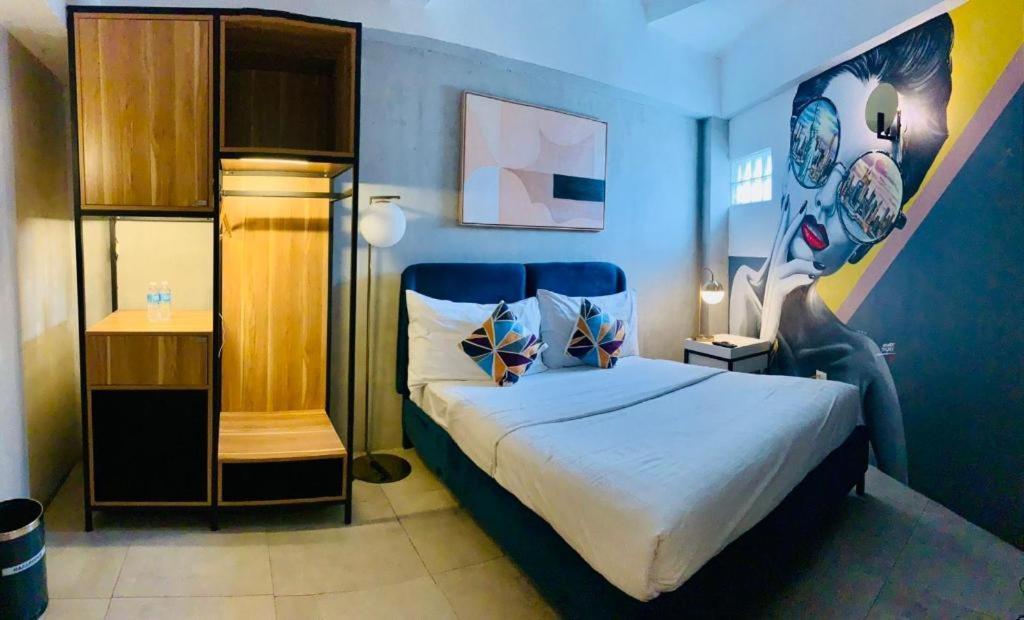 Citizen Hotel Мандалуйонг Экстерьер фото