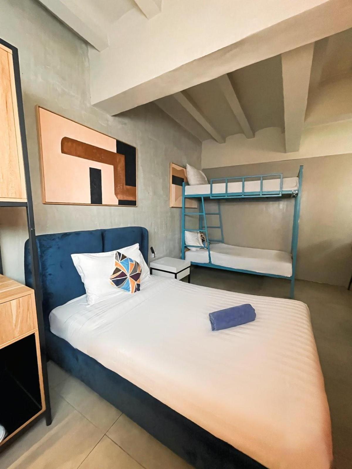 Citizen Hotel Мандалуйонг Экстерьер фото