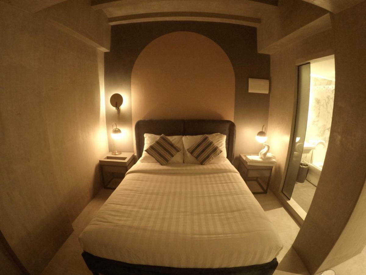 Citizen Hotel Мандалуйонг Экстерьер фото