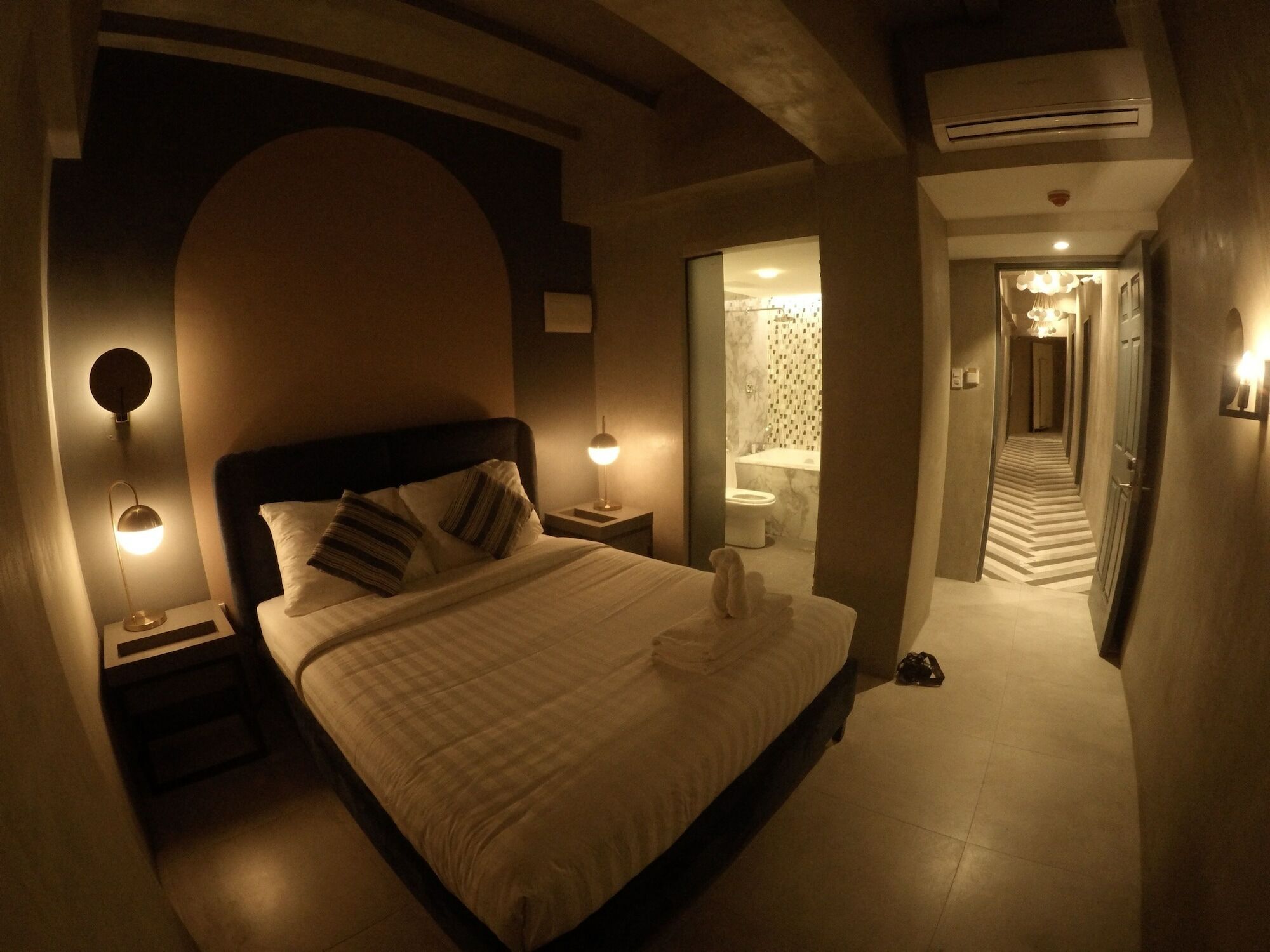 Citizen Hotel Мандалуйонг Экстерьер фото